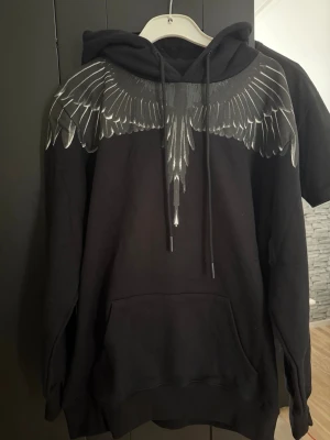 Marcelo Bruno hoodie - Helt oanvänd, pris kan diskuteras vid snabb affär.