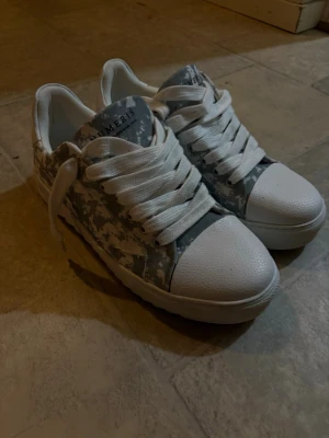 Numeris - Numeris skor size 44