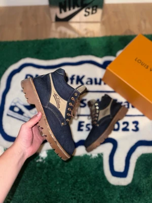 Louis Vuitton Oberkampf Denim Boots  - Authentic ✅ Condition:8,75/10 Size:44eu/10us/8,5lv. (Box is not included) 