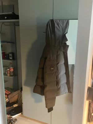 Gås jacka hel svart - Aldrig används, XL, tags finns fortfarande på