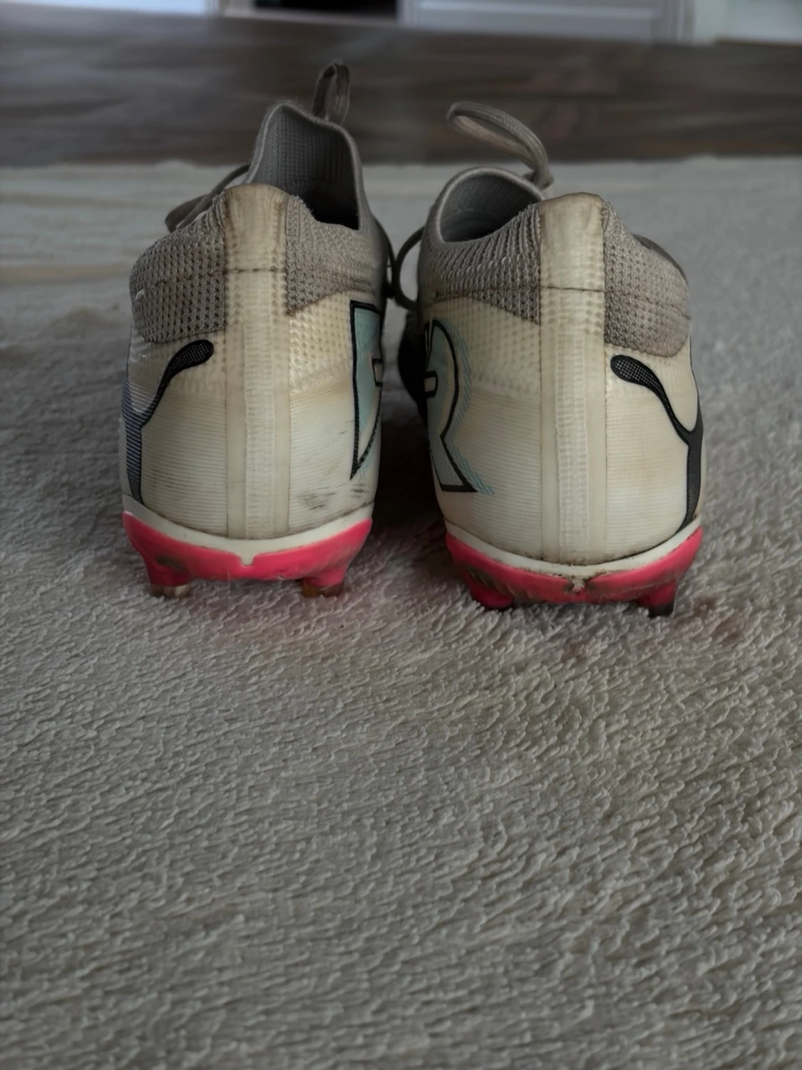 Puma fotbollsskor med rosa dobbar - 5