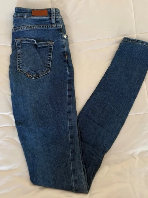 Asos superstretch strl.25/30 - Som nya