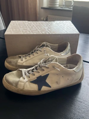 Golden goose superstar  - Golden Goose Superstar i gott skick. Storlek 42