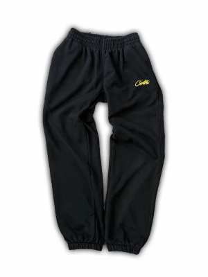 Corteiz Byxor Relaxed Sweatpants - använd fåtal gånger, inga skador 102 cm ish i längd