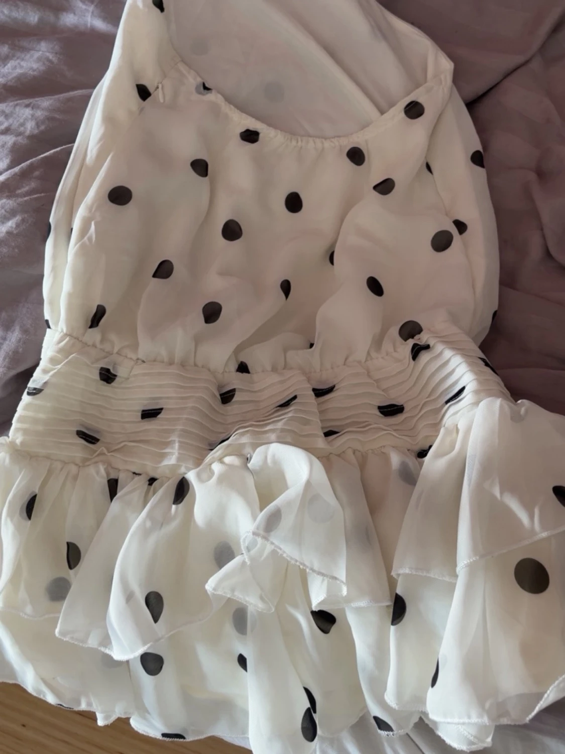 Söt klänning med polka dots - 2