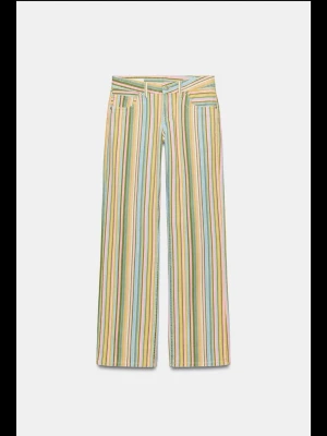Zara jeans, randiga - Super snygga randiga jeans från Zara, aldrig använda 