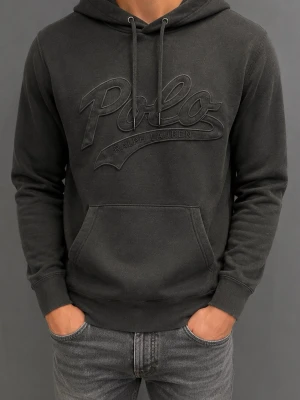 Ralph Lauren hoodie svart - Säljer en snygg ralph Lauren hoodie i bra skick med bra passform i storlek S. Passar om man är mellan 173-187