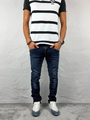 Nudie jeans  - Ett par riktigt snygga jeans från Nudie i storlek W28 L30 i modellen Tight Long John