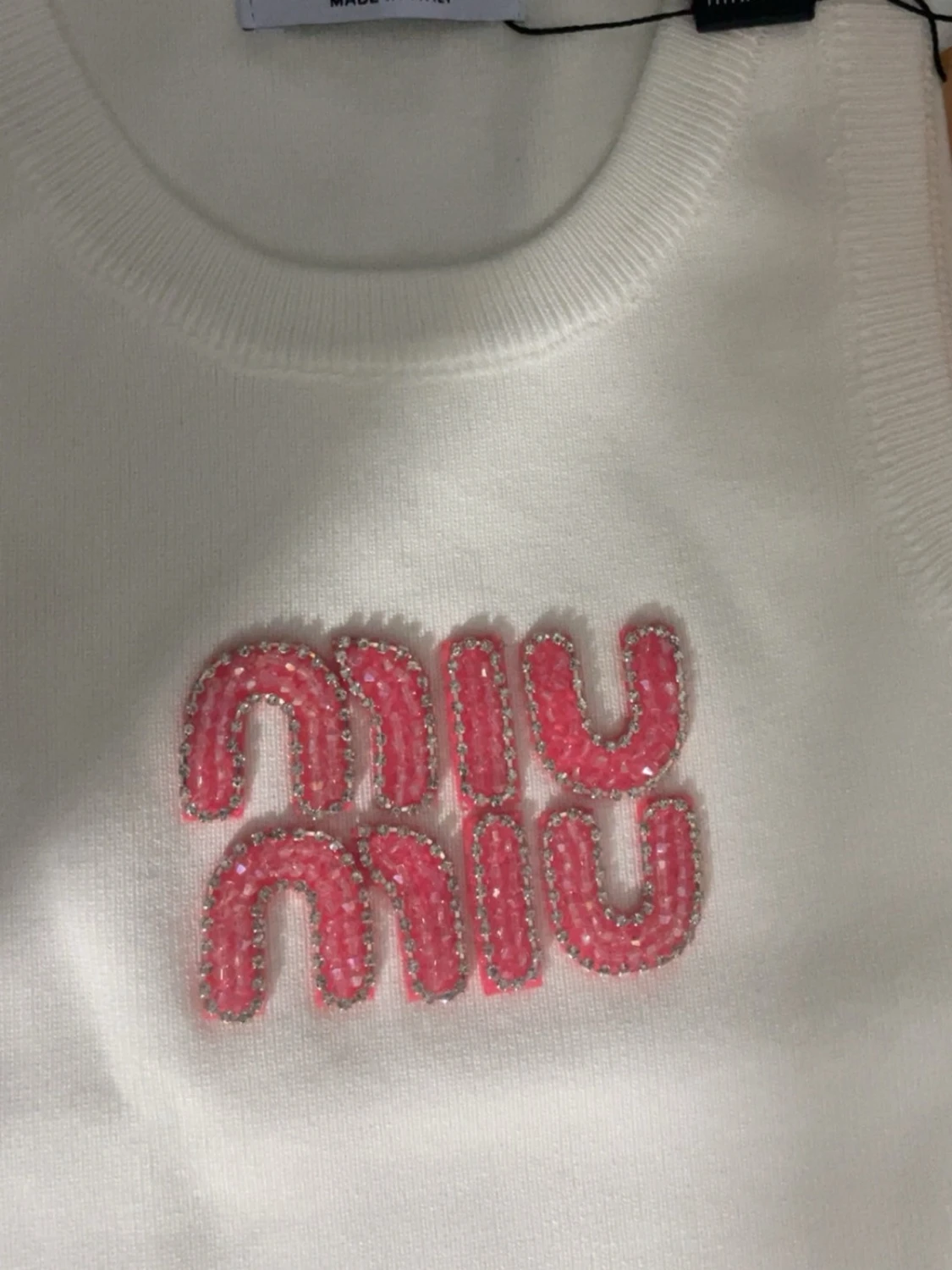 Vit linnetopp från Miu Miu med pärlor - 1