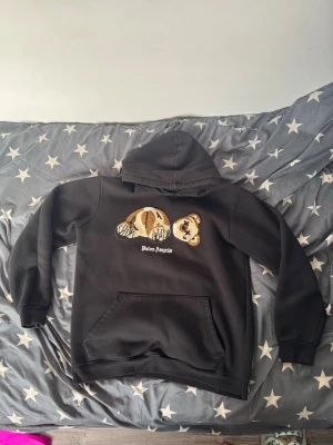 Palm Angels  - Palm Angels svart storlek S-M jätte fin passform och fixar en outfit verkligen!