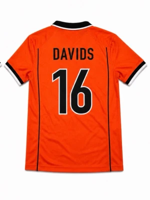 Nederländerna fotbollströja - Helt oanvänd Nederländerna matchtröja med Davids på ryggen med nummer 16. Skriv vid funderingar!