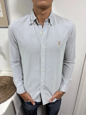 Ralph Lauren Skjorta - Storlek S, skick 9/10. Postar samma dag!