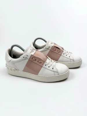 Valentino Open Skor  - Valentino Garavani Open Sneakers | Storlek 35,5 | Skick 9/10 | Nypris ca 7 700 kr | 100% autentiska 