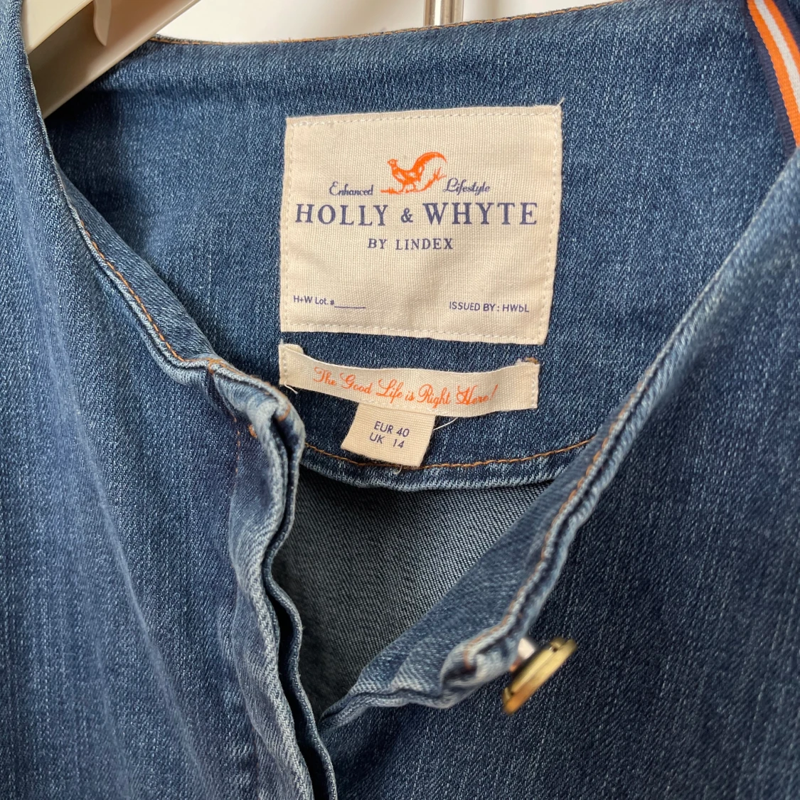 Denim jacka med unika detaljer  - 91