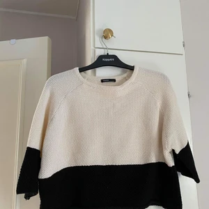 Tröja - Säljer denna tröjan från mango i storlek M.