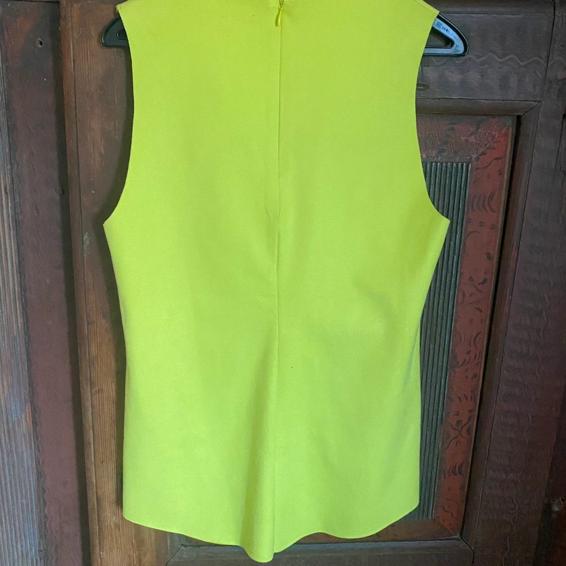 Neongul topp i ”mocka”  - 90