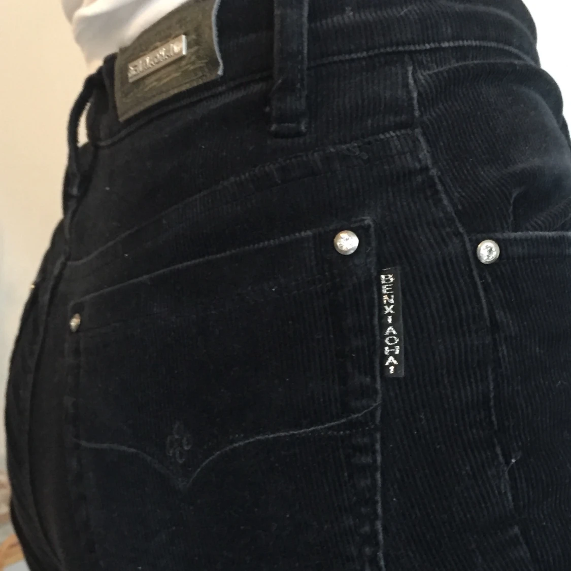 Svarta manchesterjeans - 91