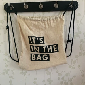 Tygpåse - Snygg tygpåse från lagerhaus. Fraktar endast.🌶