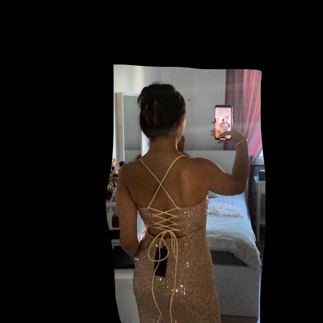 Fest Klänning 300kr - 90