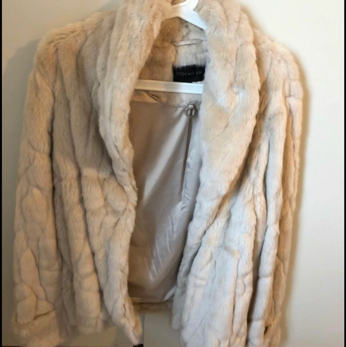 Oäkta pälsjackor dam  - 91
