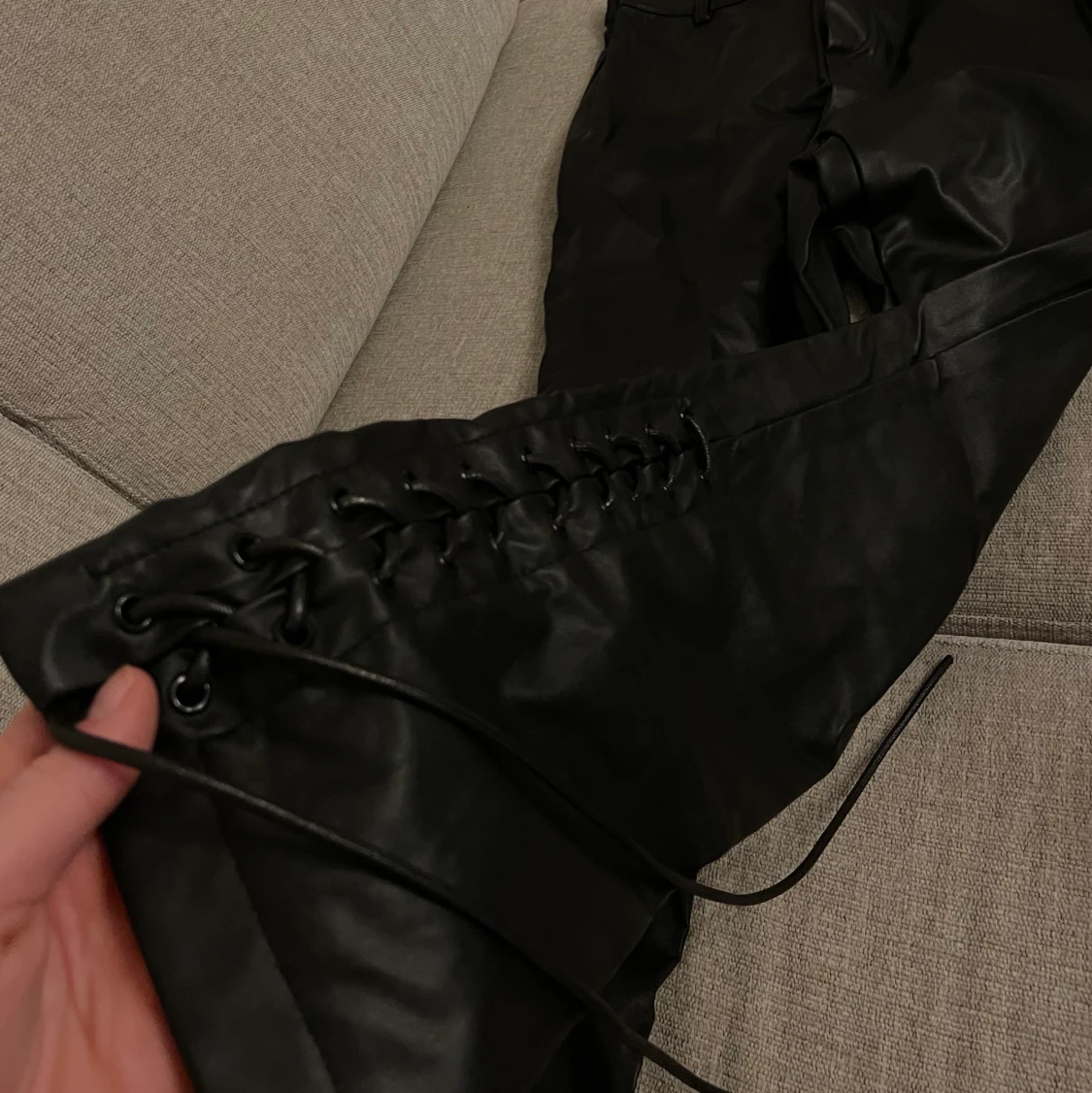 Läderbyxor med hög midja  - 90