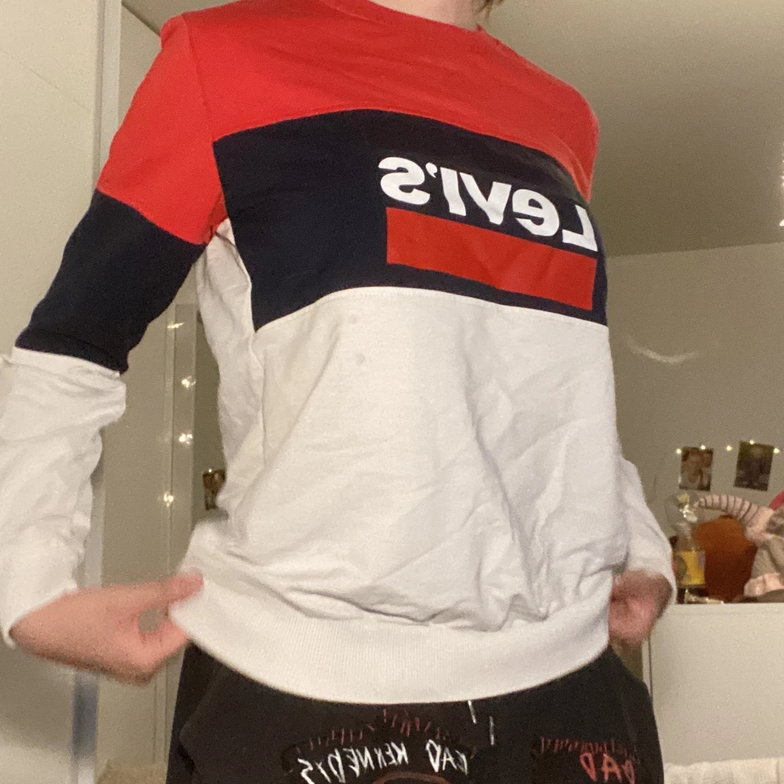 hoodie levis in perfect condition M - 90