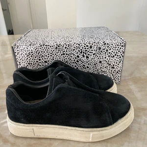 Eytys  - Eytys storlek 38 med kartong