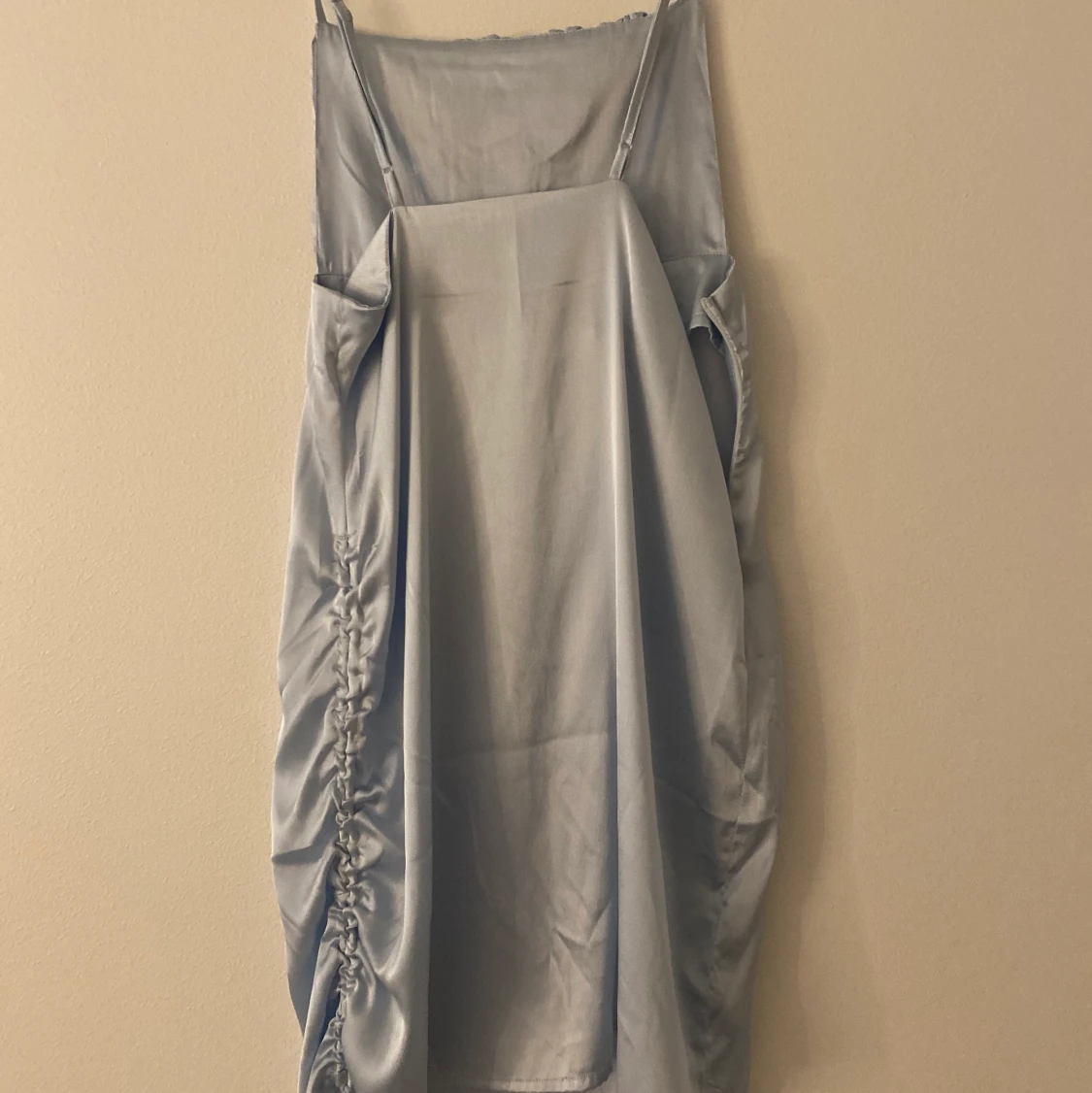 Silkesklänning - 28