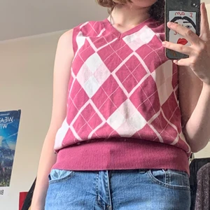 väst!! - 🚨ALLT PÅ MIN SIDA 30KR!!🚨