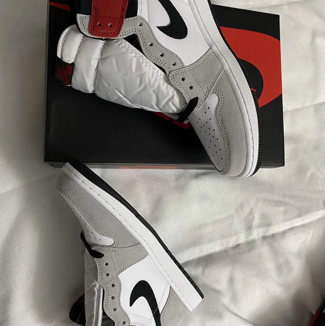 Jordan 1 (Light smoke grey) - 90