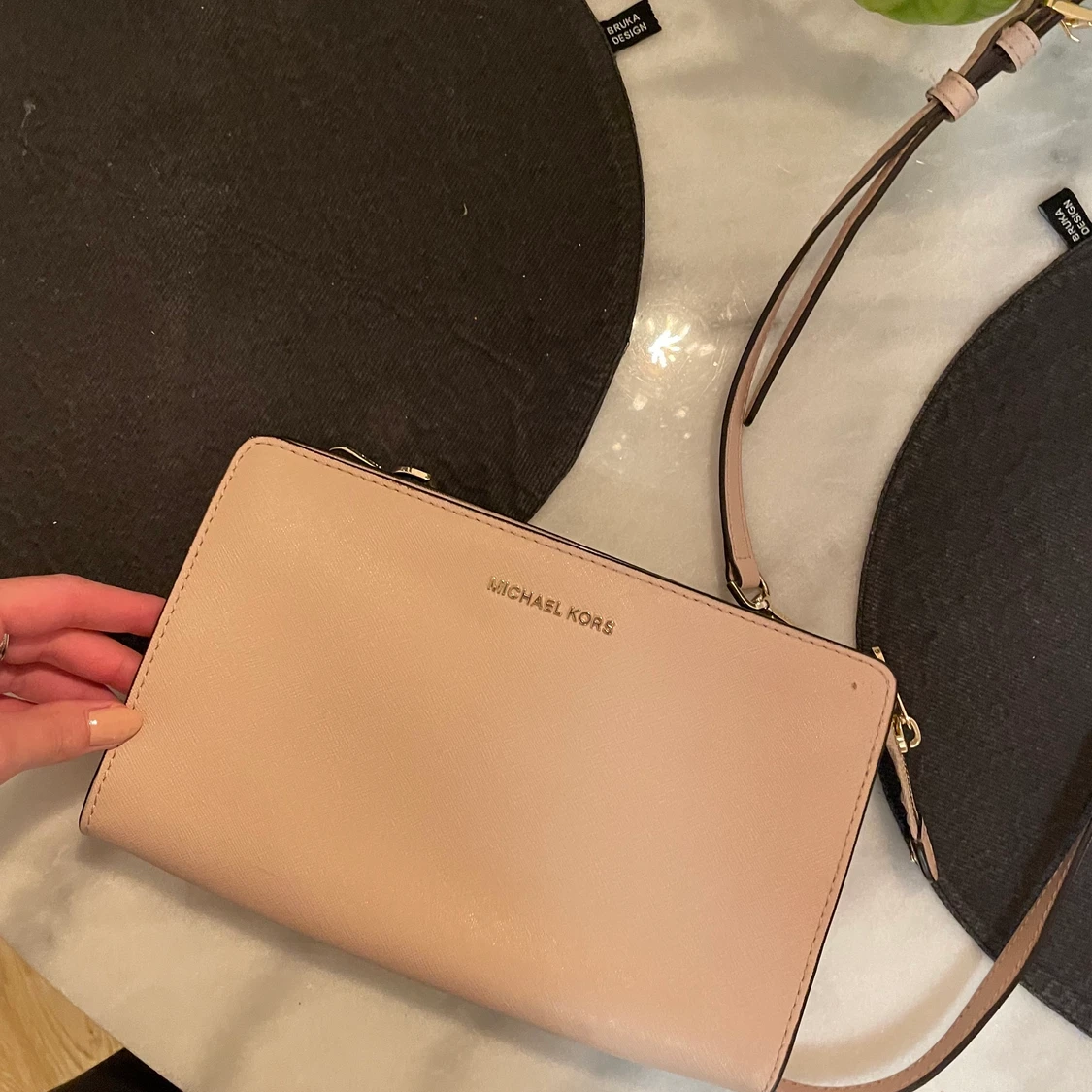 Äkta Michael Kors väska - 91