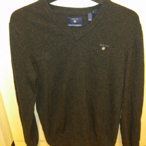 Gant tröja strl M - Bra skick.