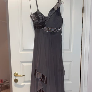 Klänning  - Klänning 38