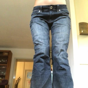 Y2k jeans💸 - Sååå snygga!!!