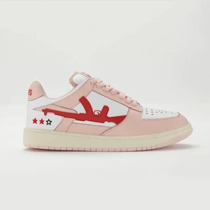 Lost Boys  - Kollar intresset på dessa as feta Lost Boys skorna som är helt slutsålda🔥!  Hör av er vid intresse🤩