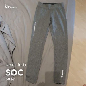Soc - träningsbyxor från soc, knappt använda då de är för små för mig. storlek 36/S. 60 kr gratis frakt, hör av dig vid intresse.
