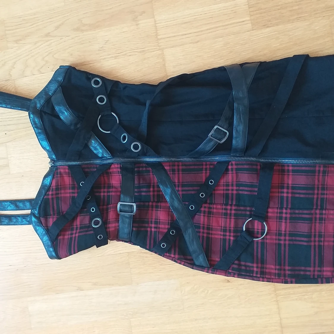 Röd klänning size S - 90