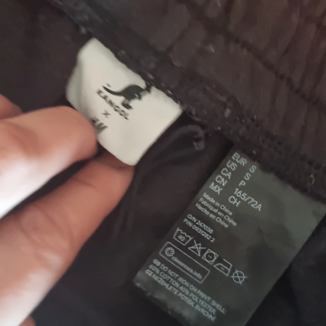 Svarta kangol mjukisbyxor s - 91