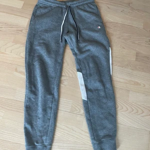 Mjukis byxor! - Jätte fina mjukisbyxor! I fint skick! Champion