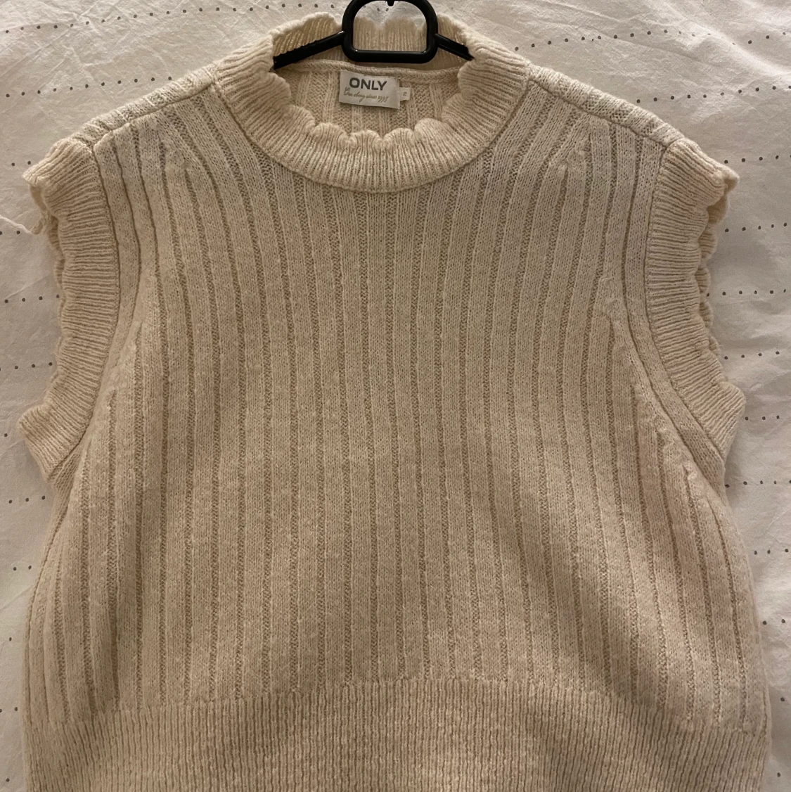 Jätte fin stickad väst! - 91