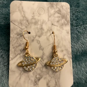 Örhängen  - Oanvända 