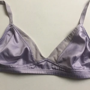 Bralette - Magisk pastell-lila bralette från weekday med superfina mesh-detaljer 🥺💜✨