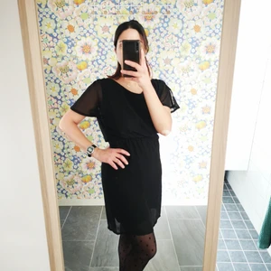 Black dress - Open back short dress from Rut&Circle 