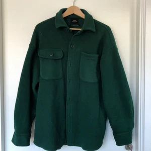 Skjorta  - Fleece skjorta från Urban outfitters. Sparsamt använd 