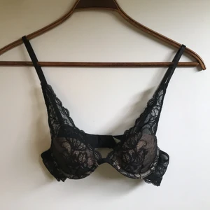 Calvin Klein Bygel-BH 75A - Aldrig använd pga för liten