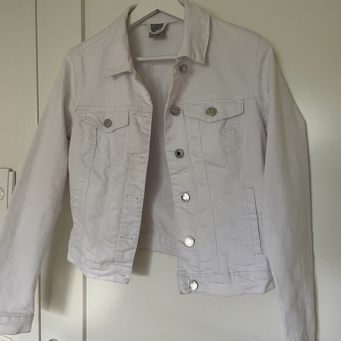 Vit jeansjacka från Vero Moda strl S - 90