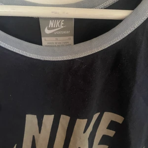 Fett najs nikelinne  - Retronike!!!!! 