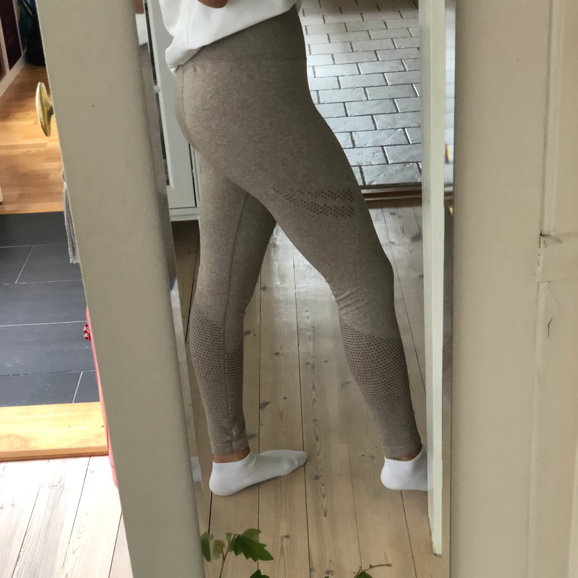 Aimn Beige Tights Strl M - 91