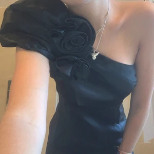 Topp - Siden topp ifrån märket Karen Miller, storlek S\M, använd fåtal gånger