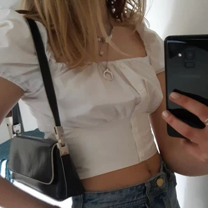 Zara topp - Fin zara topp som passar till allt🤍🤍 Nyskick